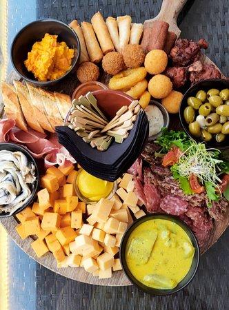 Chloe's Lounge & Tapas