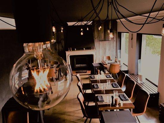 M-EAT Restaurant