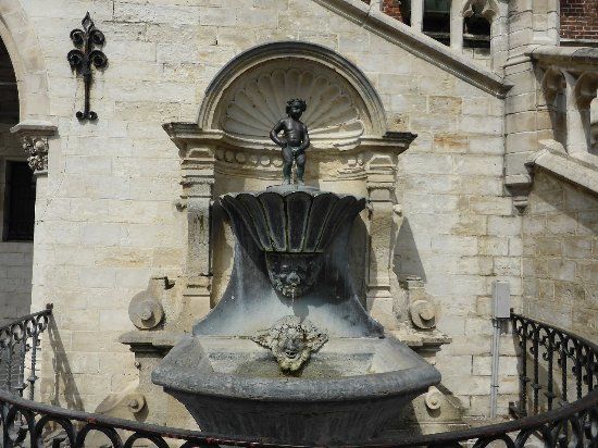 Manneken Pis van Geraardsbergen